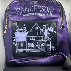 Bioworld X DISNEY Hocus Pocus The Sanderson Witch Museum Purple mini Backpack